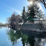 Domaine Le Lac Bleu *
