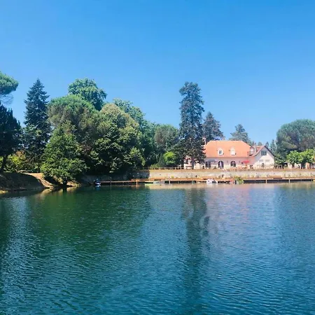 Domaine Le Lac Bleu