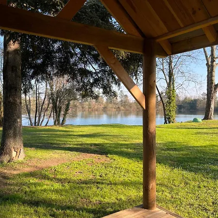 Domaine Le Lac Bleu