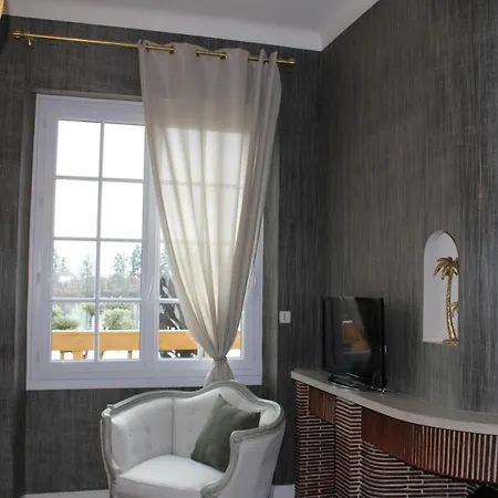 Domaine Le Lac Bleu Πανσιόν