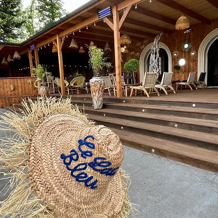 Domaine Le Lac Bleu Coutras