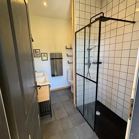 Πανσιόν Domaine Le Lac Bleu